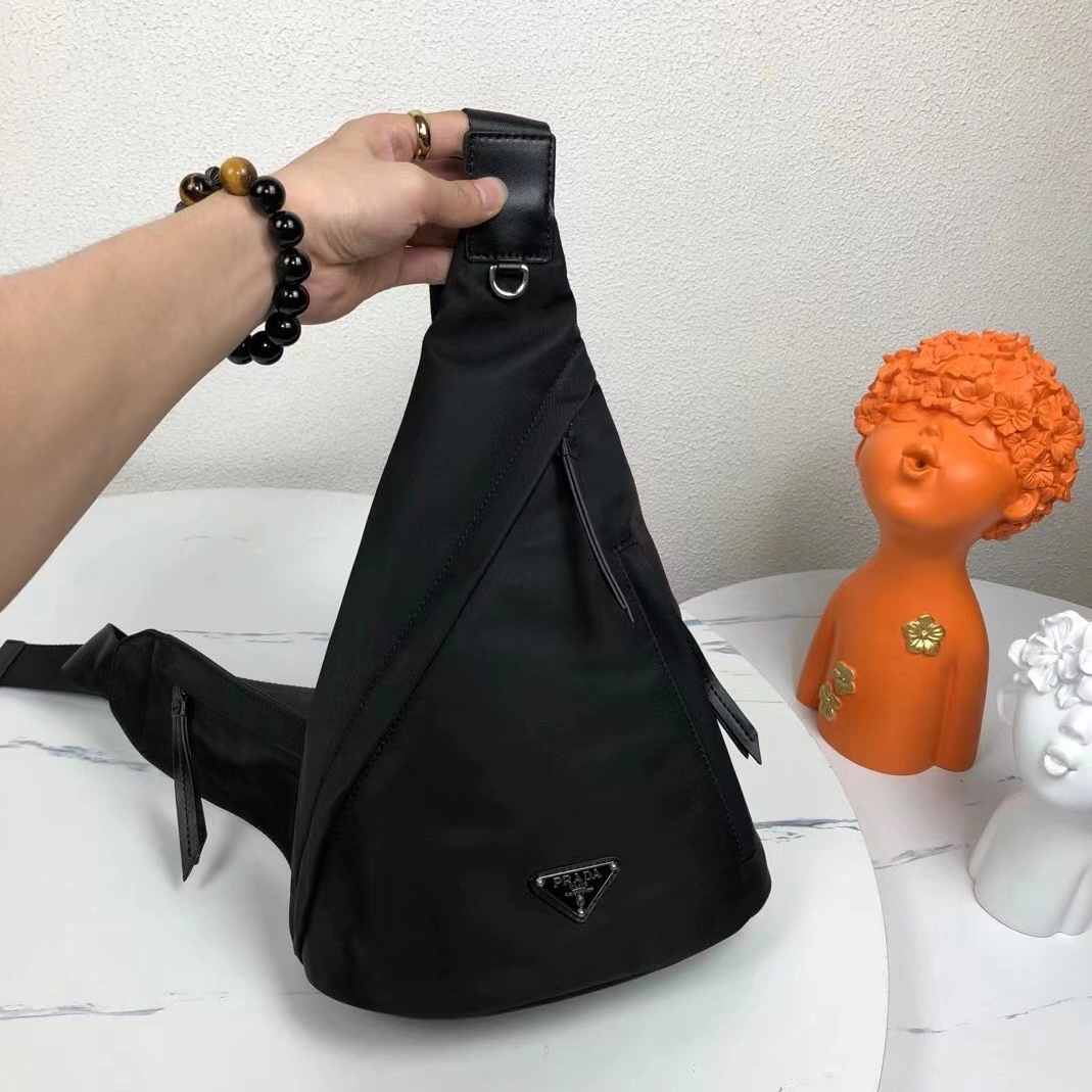 Lightweight 6475 Prada AAA Man Messenger Bags