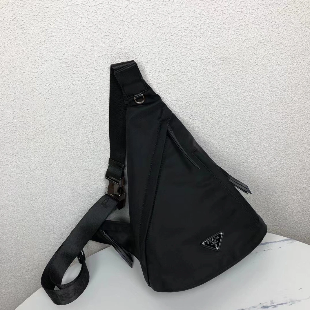 Lightweight 6475 Prada AAA Man Messenger Bags
