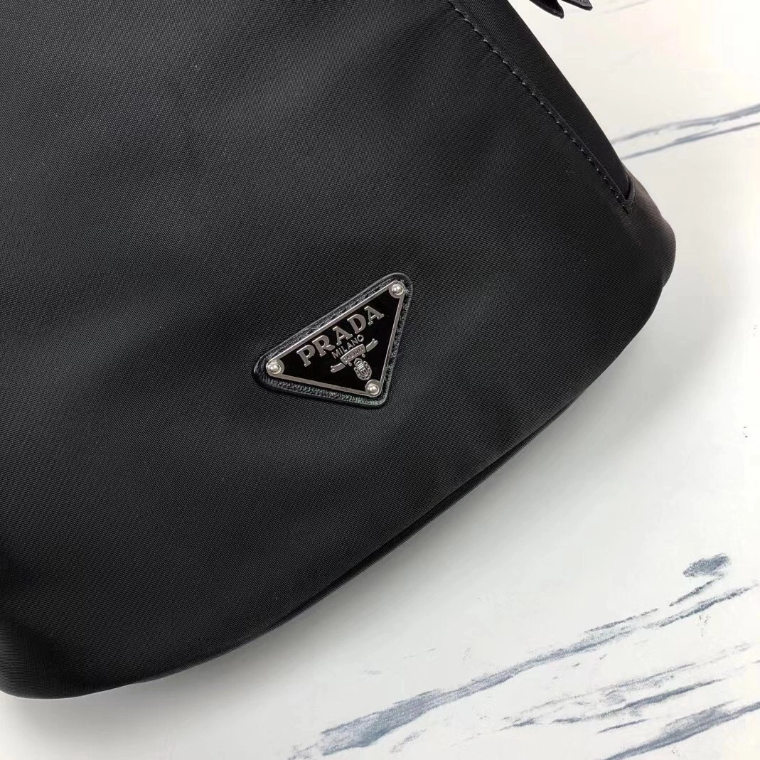 Lightweight 6475 Prada AAA Man Messenger Bags