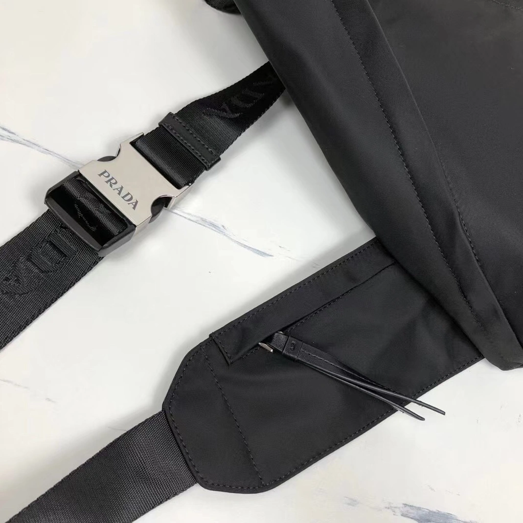 Lightweight 6475 Prada AAA Man Messenger Bags