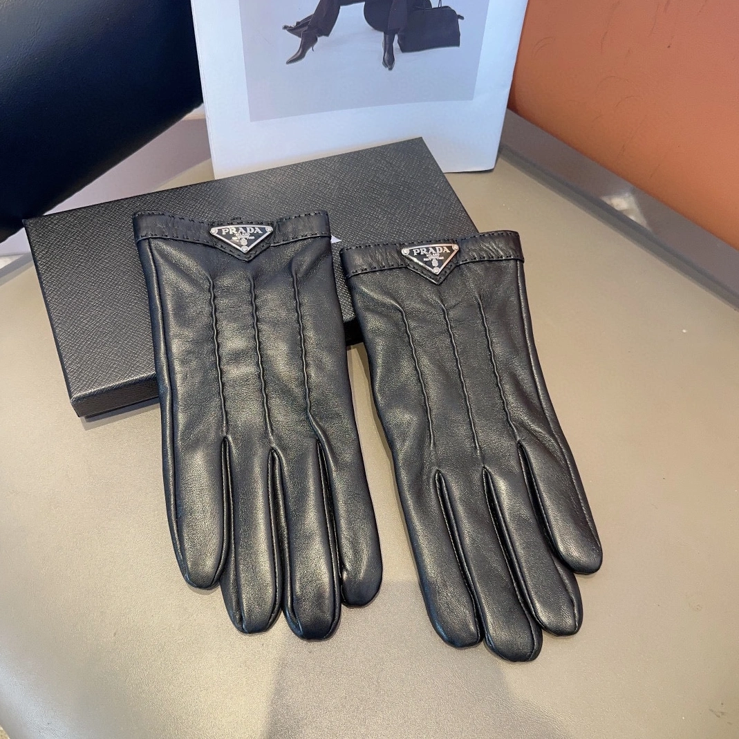Lightweight 6516 Prada Gloves For Men