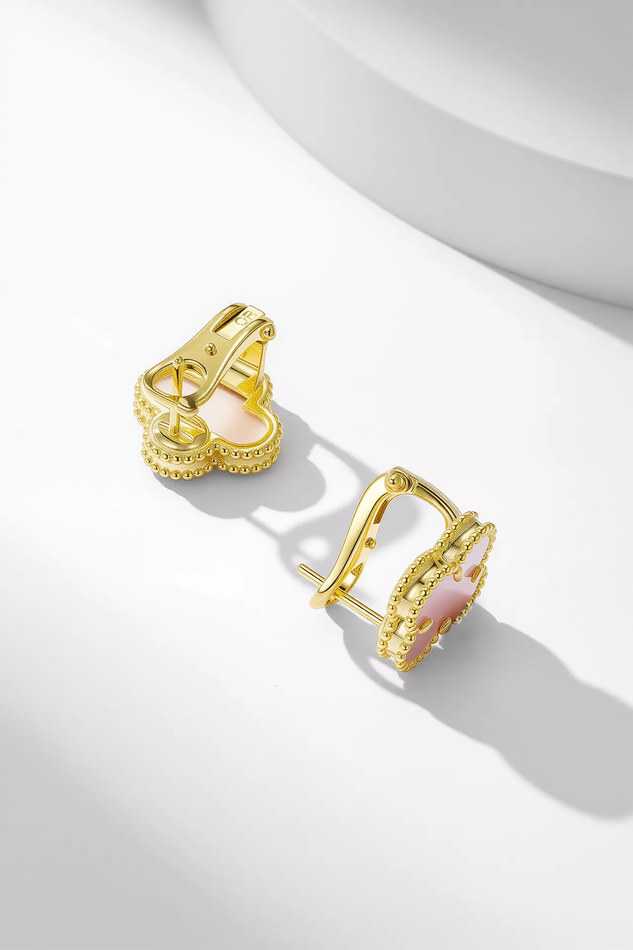 Lightweight 6570 Van Cleef & Arpels Earrings For Women