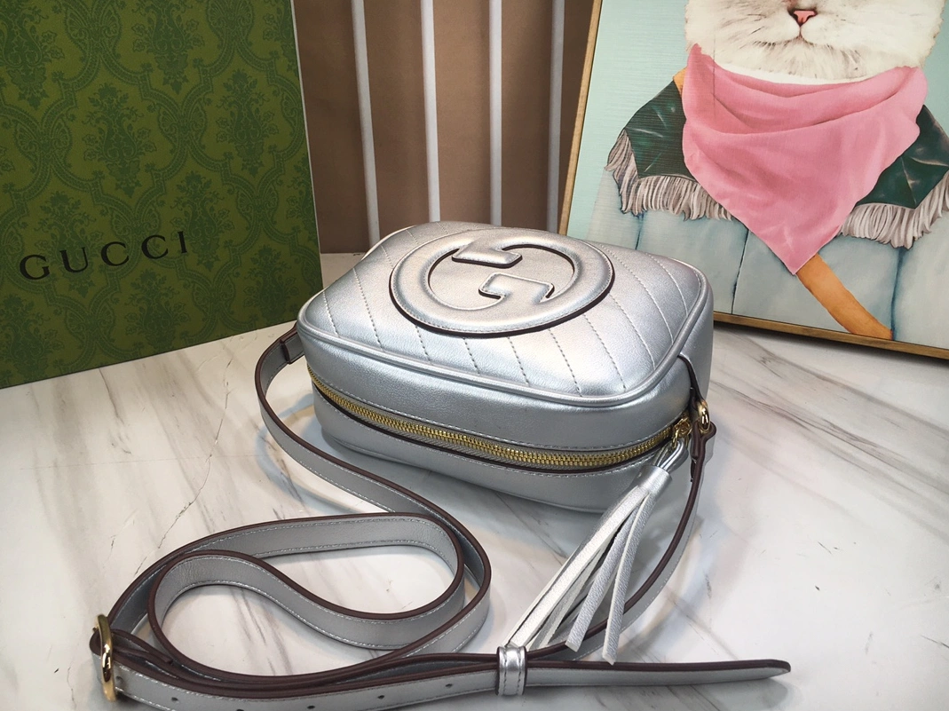 Lightweight 6612 Gucci AAA Quality Messenger Bags For Women