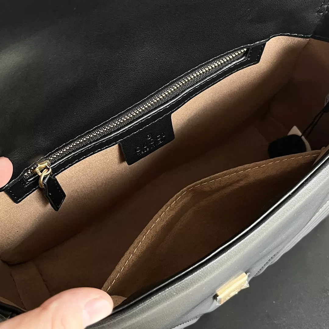 Lightweight 6627 Gucci AAA Quality Messenger Bags For Women