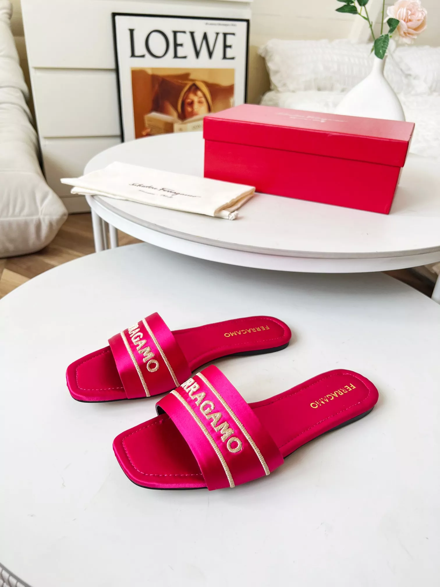 Lightweight 6690 Salvatore Ferragamo Slippers For Women