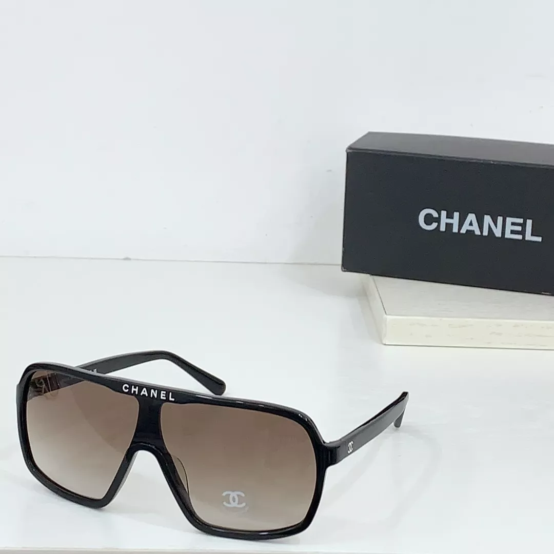 Lightweight 6742 Chanel AAA Quality Sunglasses