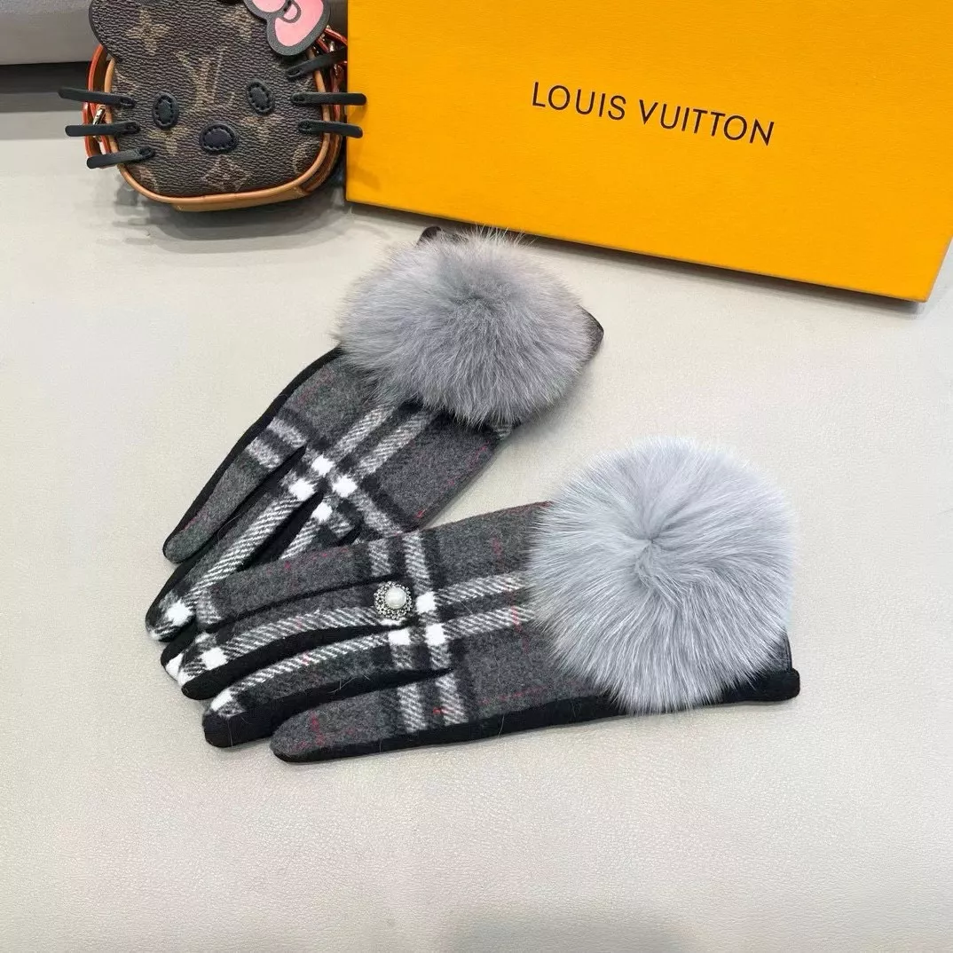 Lightweight 6777 Burberry Gloves