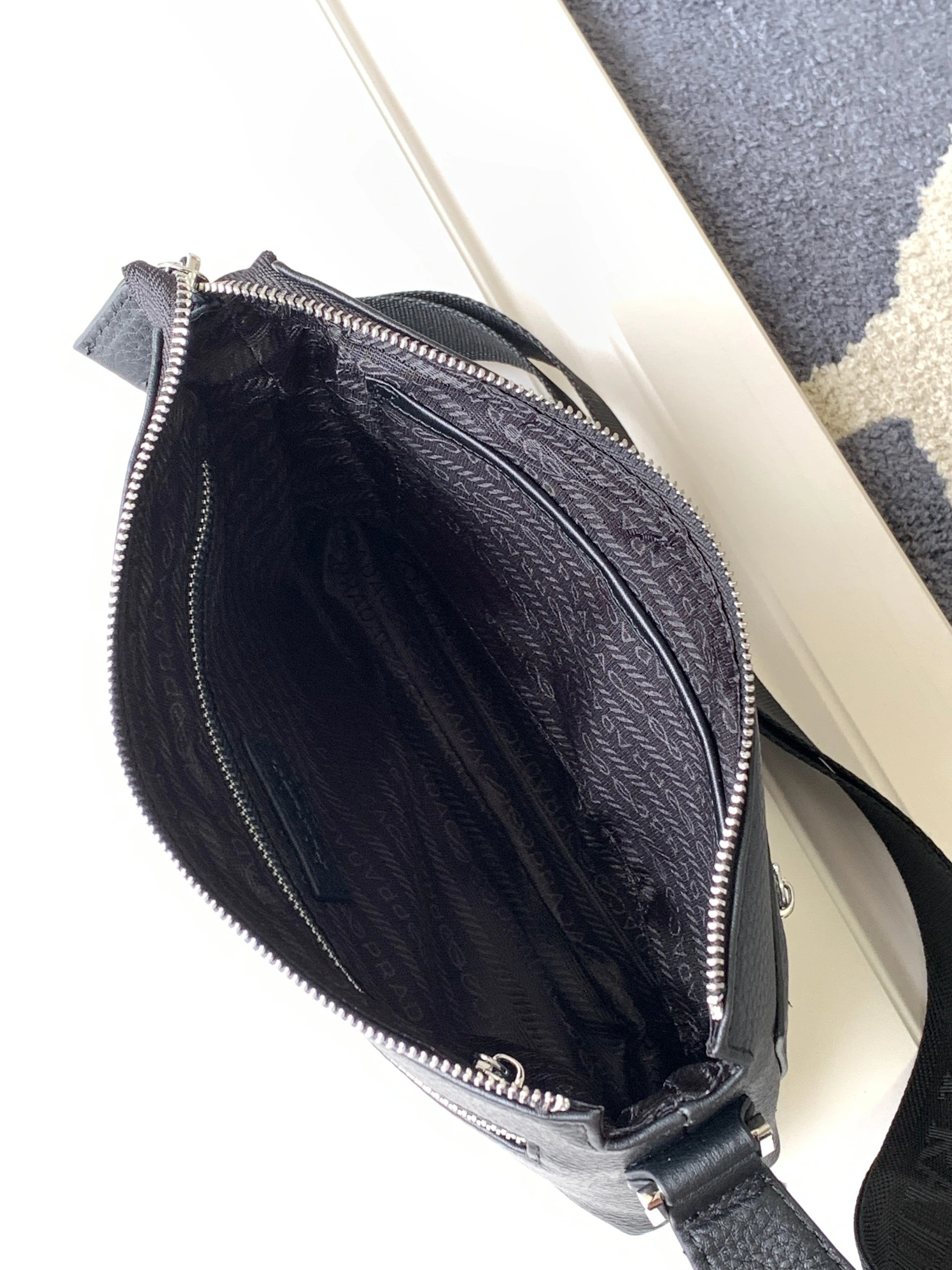 Lightweight 683 Prada AAA Man Messenger Bags