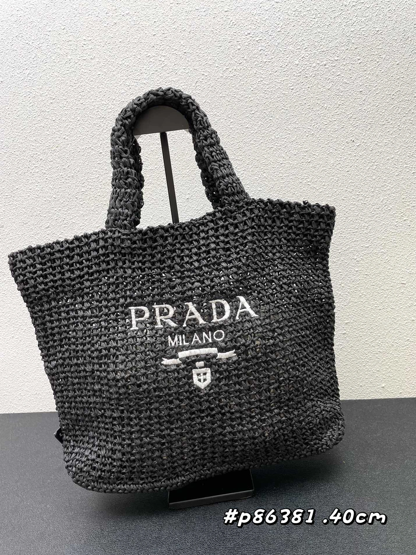 Lightweight 7018 Prada AAA Quality Handbags For Women