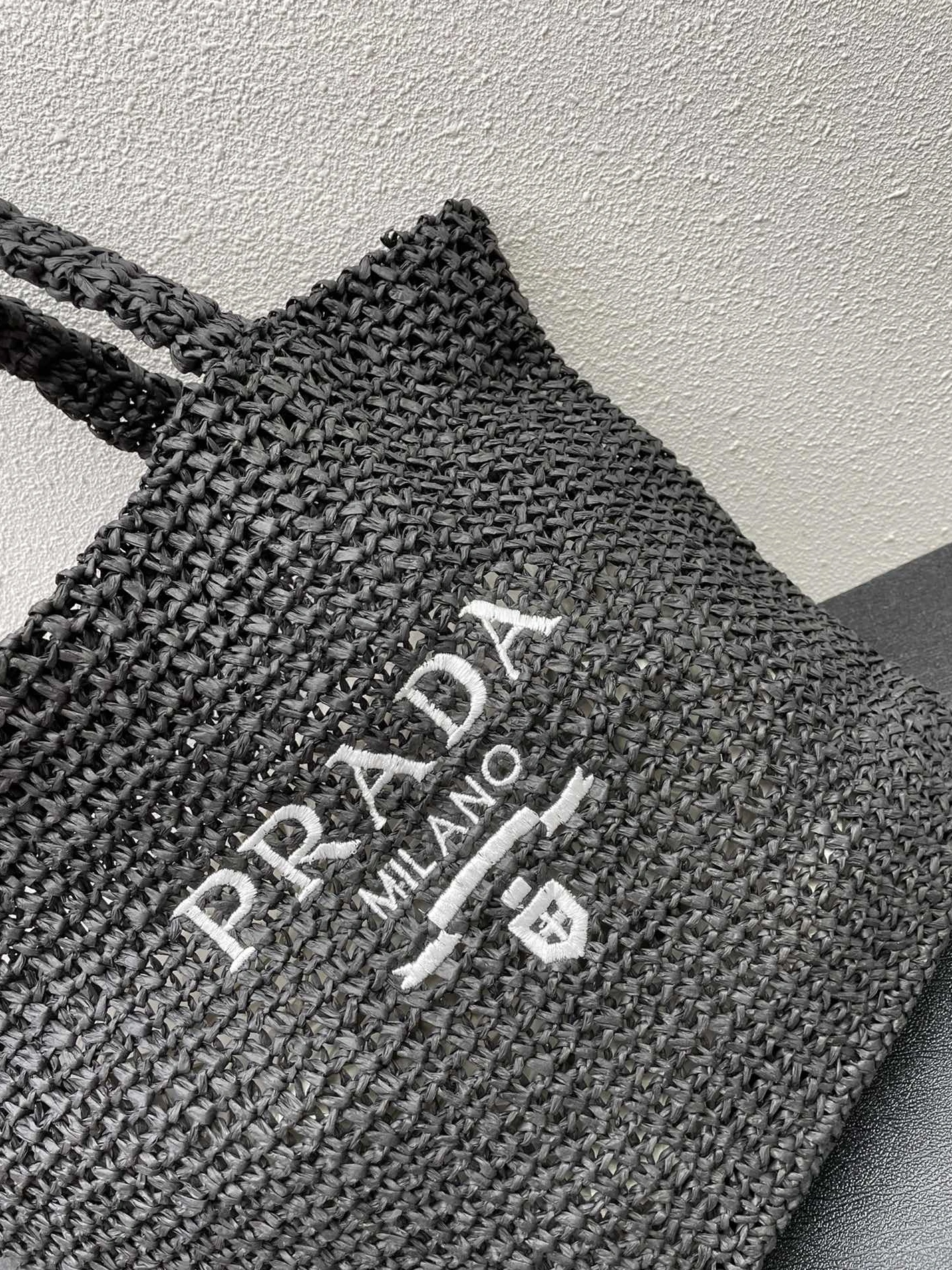 Lightweight 7018 Prada AAA Quality Handbags For Women