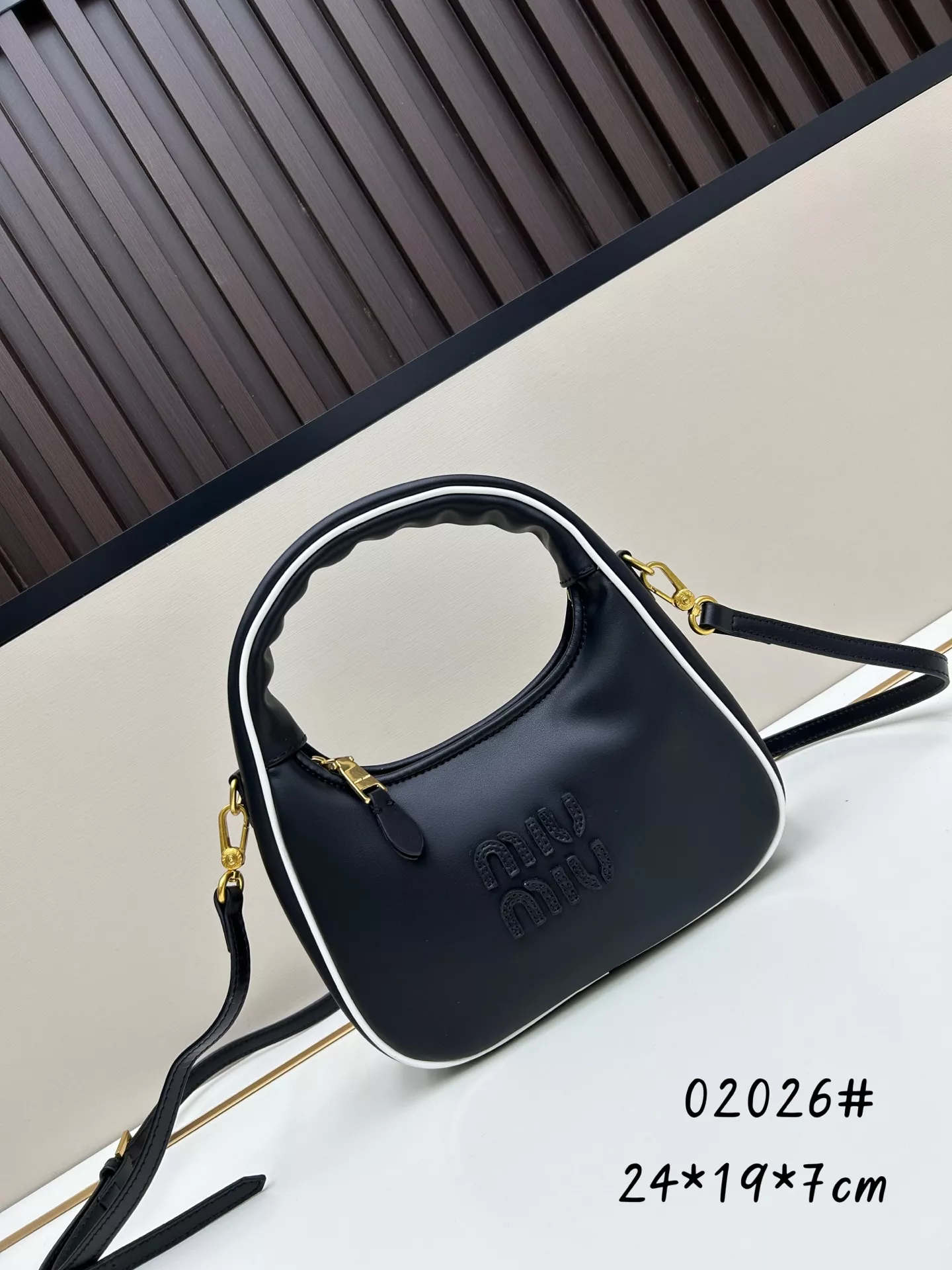 Lightweight 705 MIU MIU AAA Quality Handbags For Women