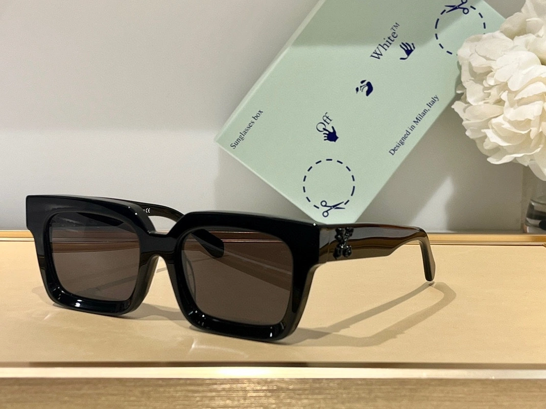Lightweight 7197 Off-White AAA Quality Sunglasses