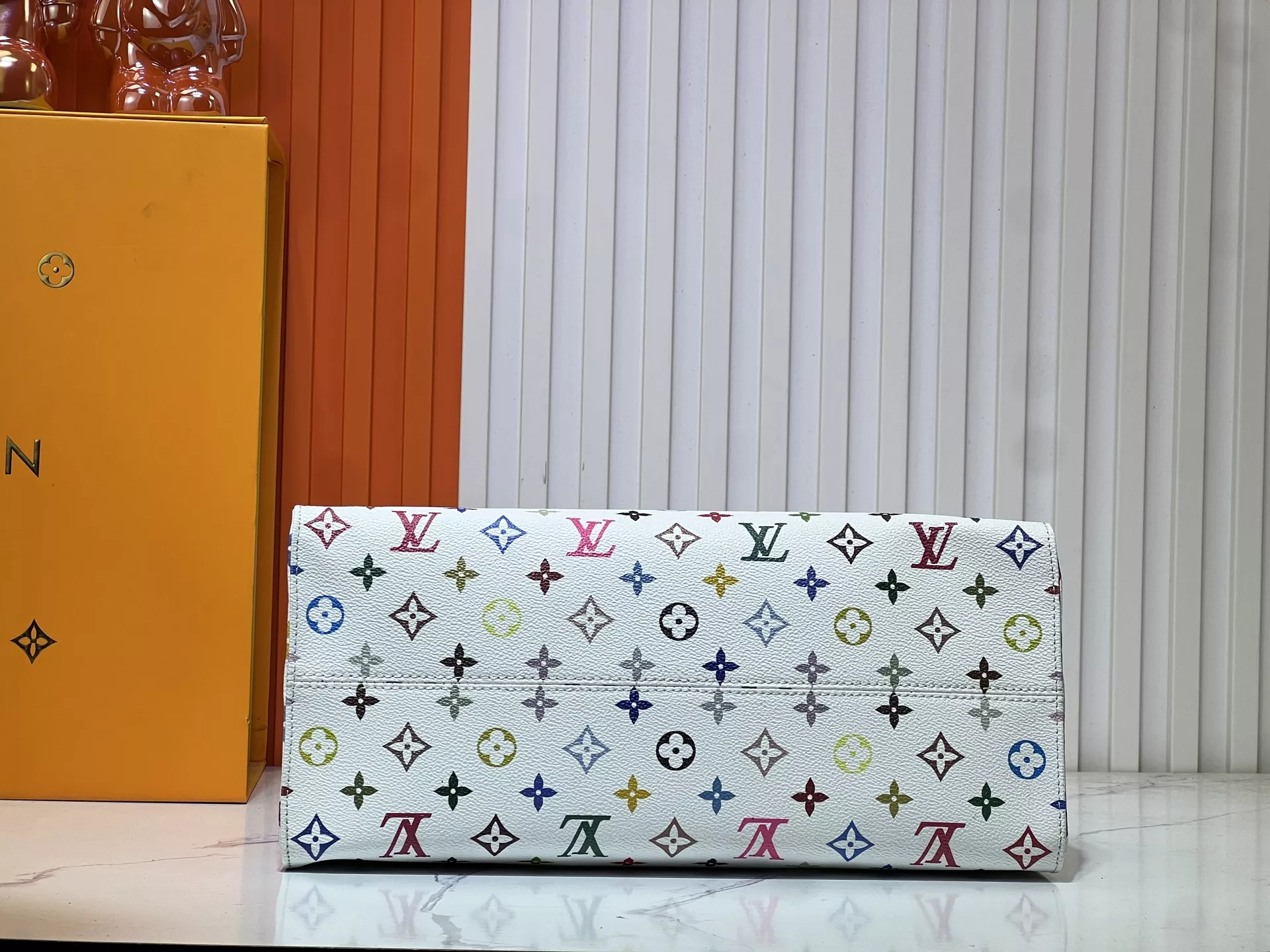 Lightweight 7457 Louis Vuitton AAA Quality Handbags For Women