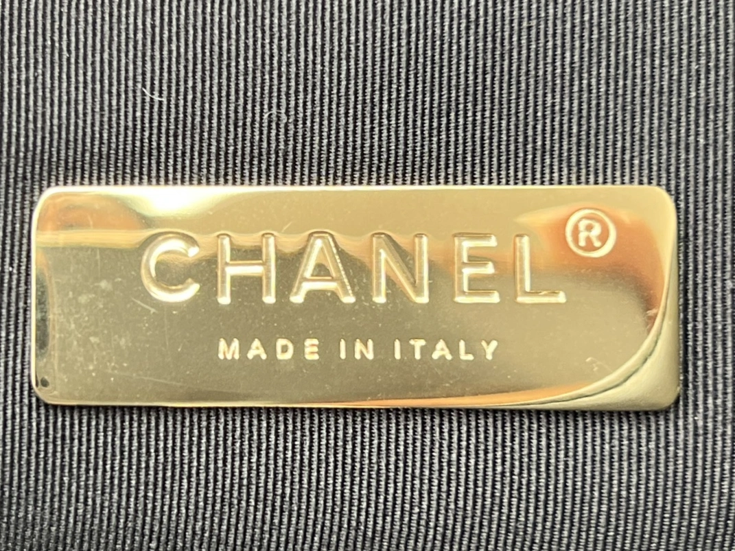 Lightweight 7462 Chanel AAA Quality Messenger Bags For Women