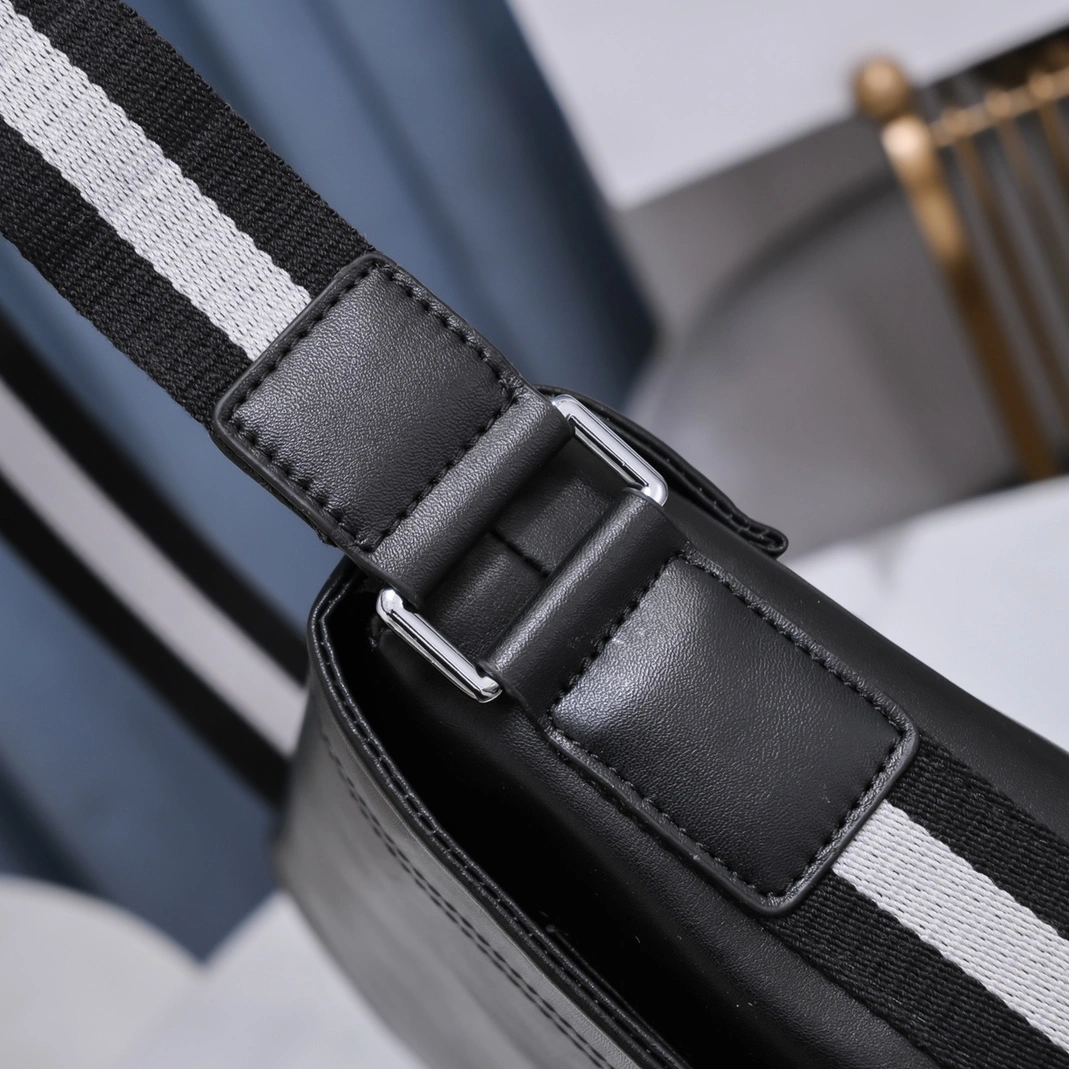 Lightweight 7852 Bally AAA Man Messenger Bags