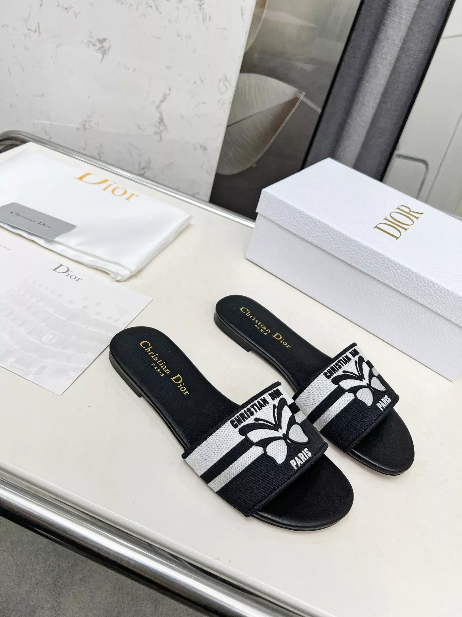 Lightweight 8102 Christian Dior Slippers For Women