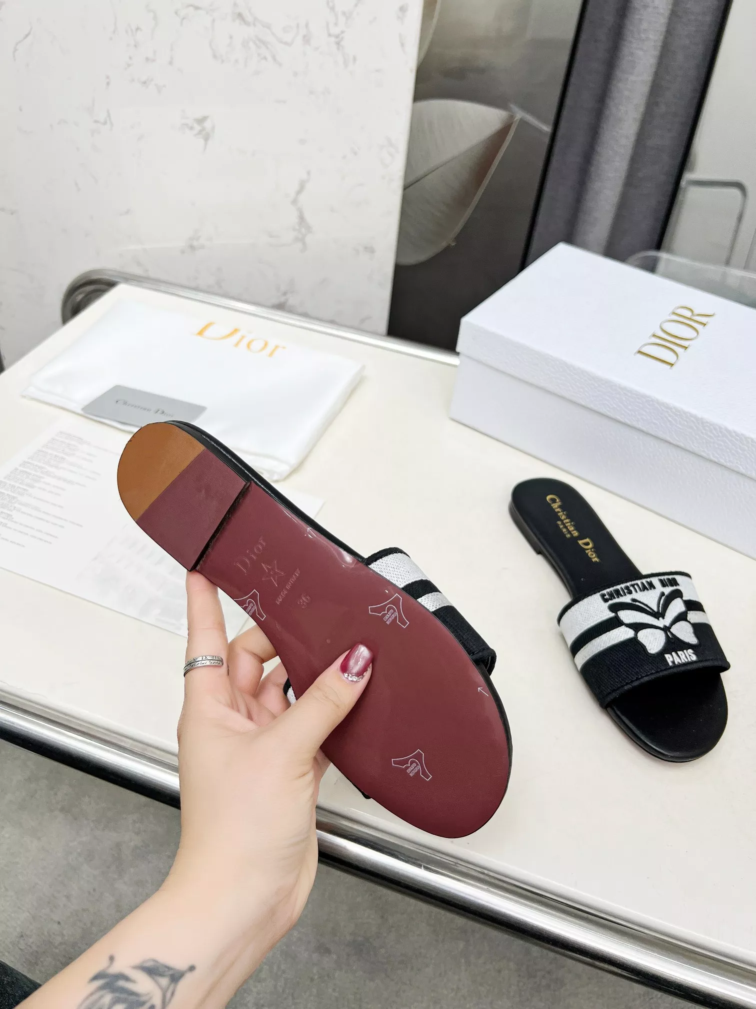 Lightweight 8102 Christian Dior Slippers For Women