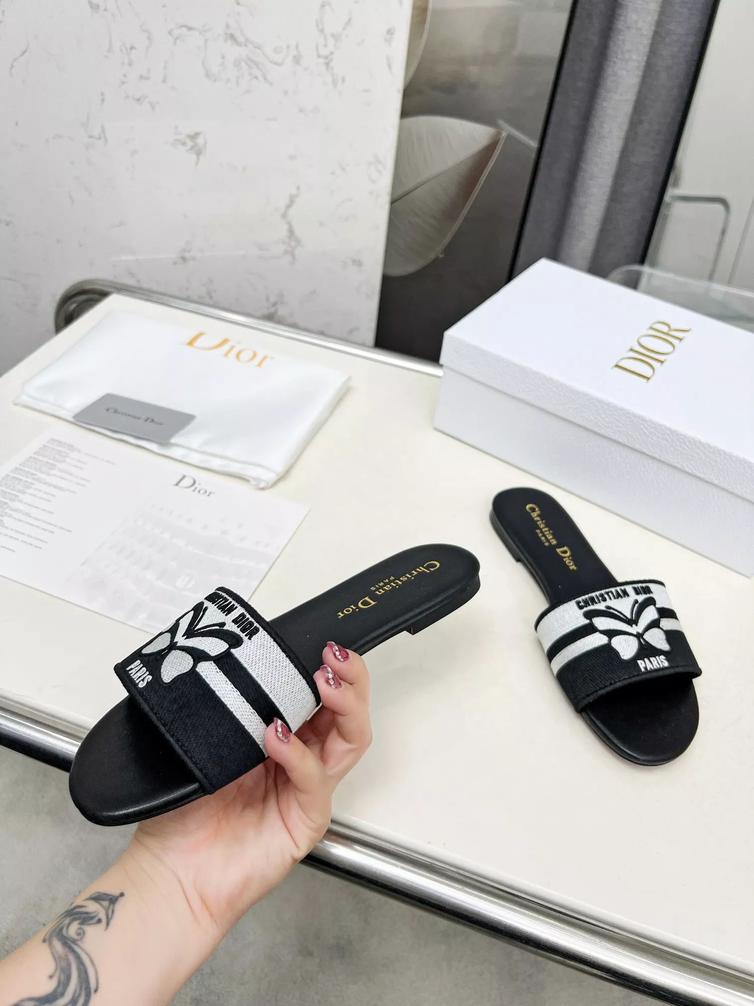 Lightweight 8102 Christian Dior Slippers For Women
