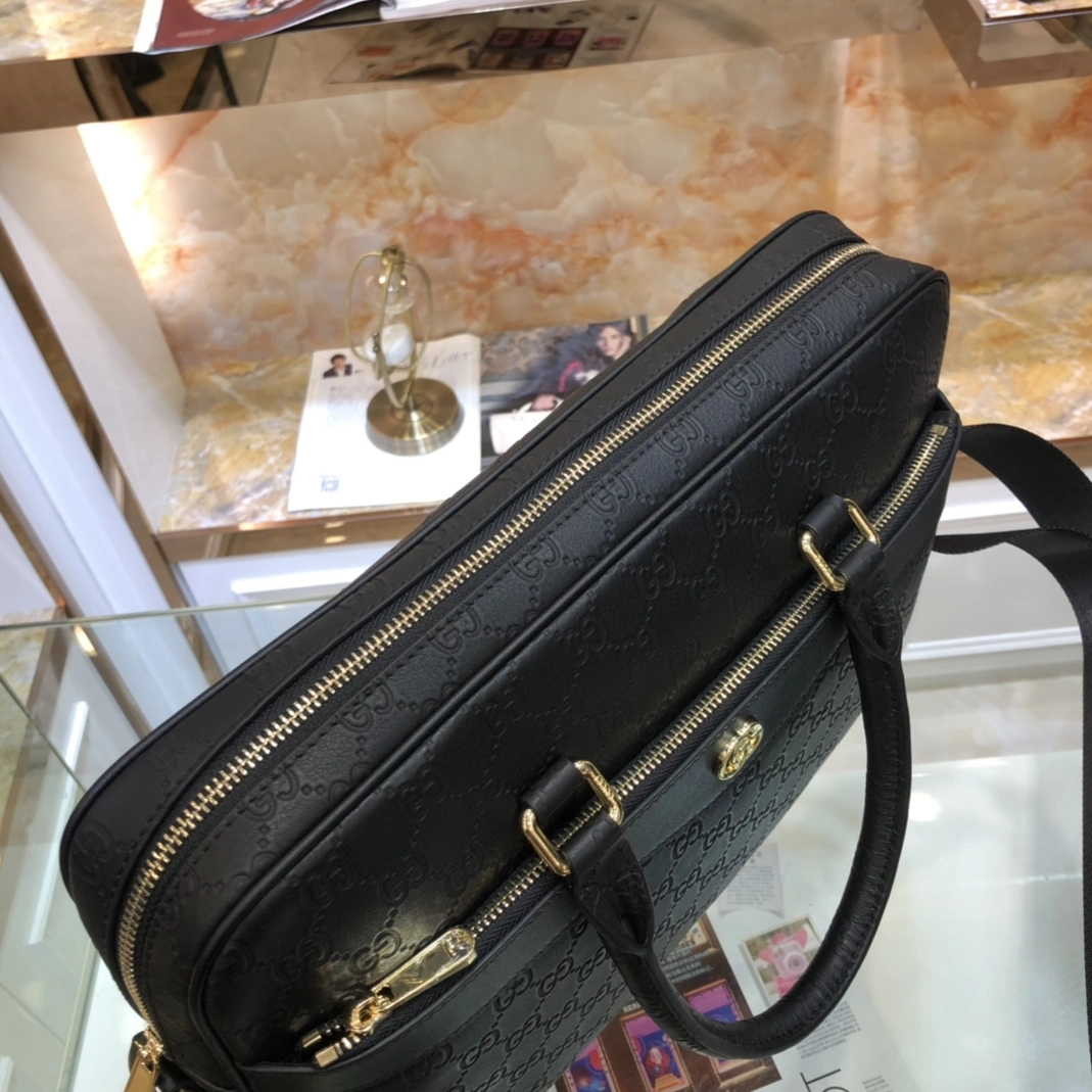 Lightweight 8150 Gucci AAA Man Handbags