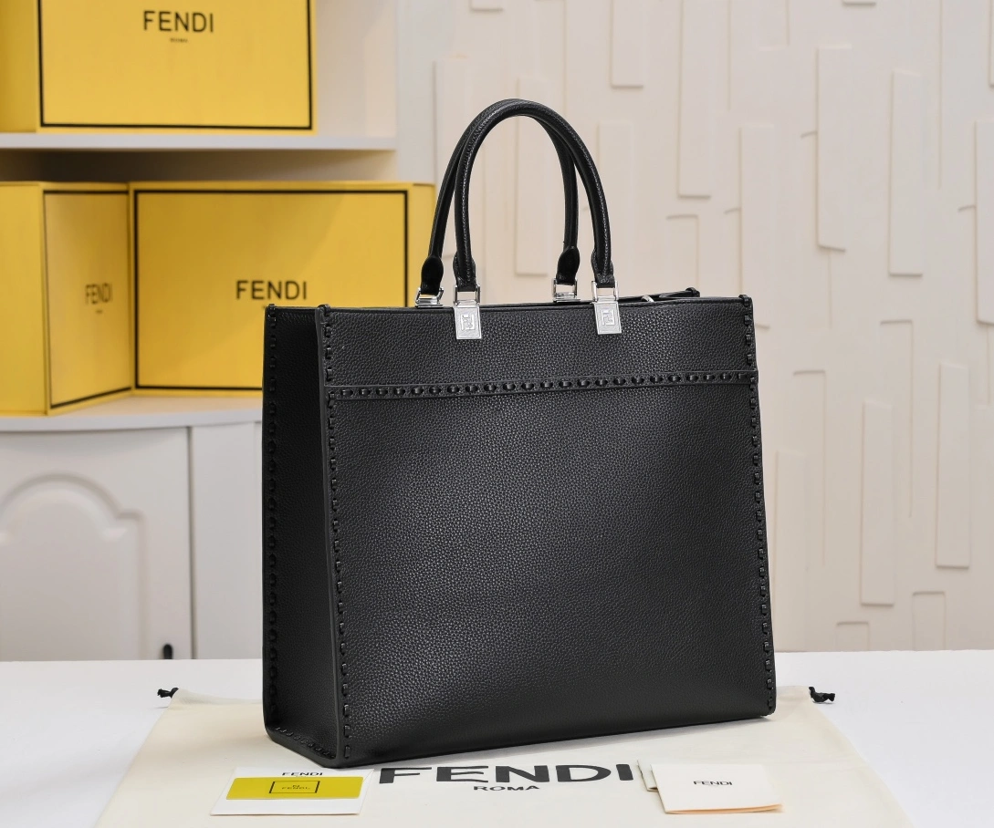 Lightweight 8236 Fendi AAA Quality Tote-Handbags For Women