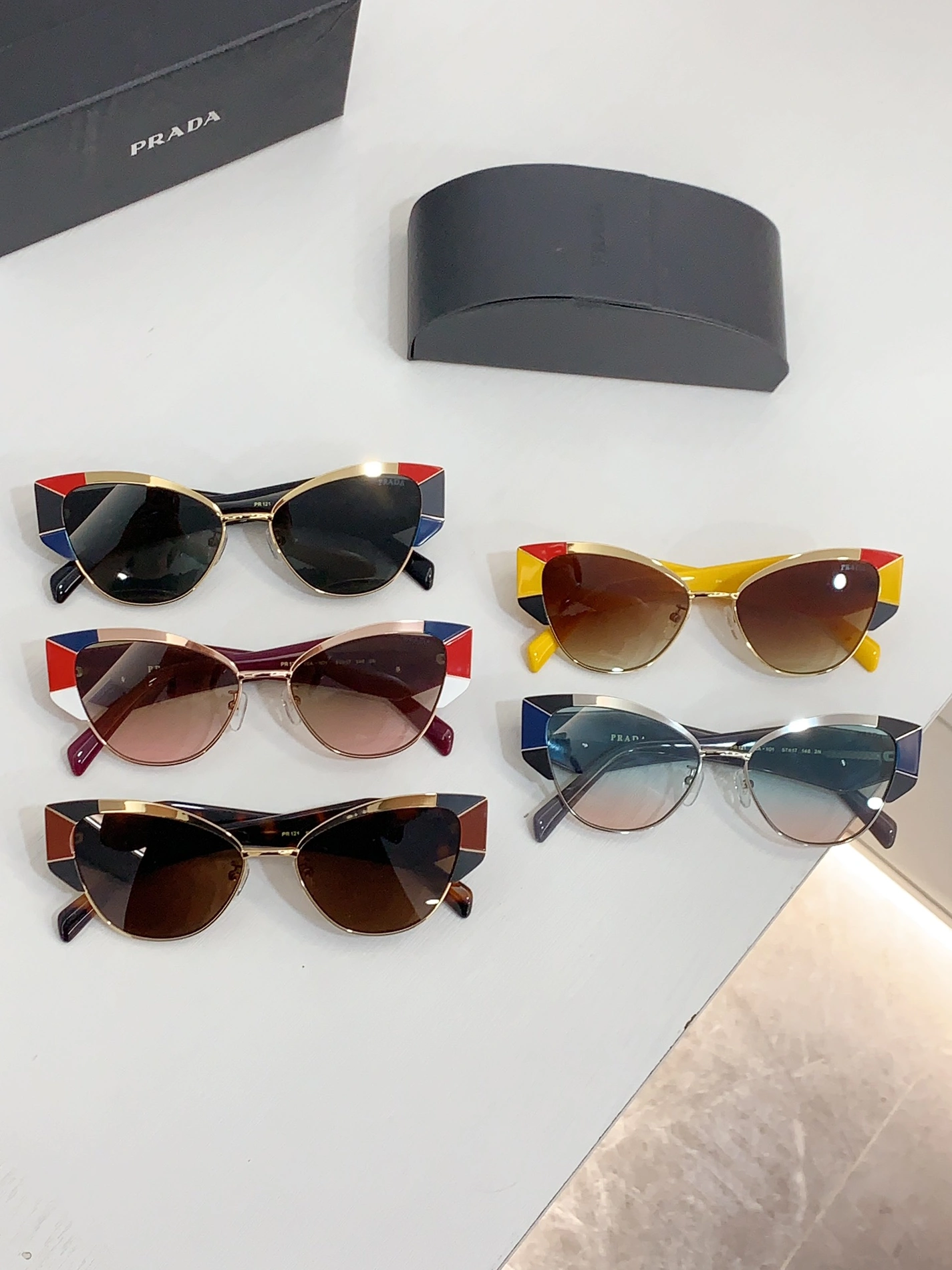 Lightweight 8270 Prada AAA Quality Sunglasses