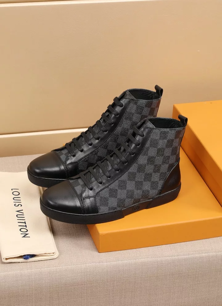 Lightweight 8422 Louis Vuitton High Tops Shoes For Men