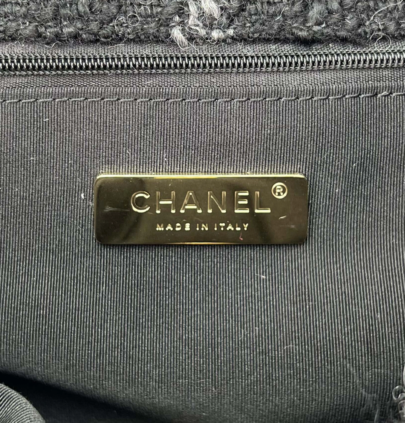 Lightweight 8546 Chanel AAA Quality Messenger Bags For Women