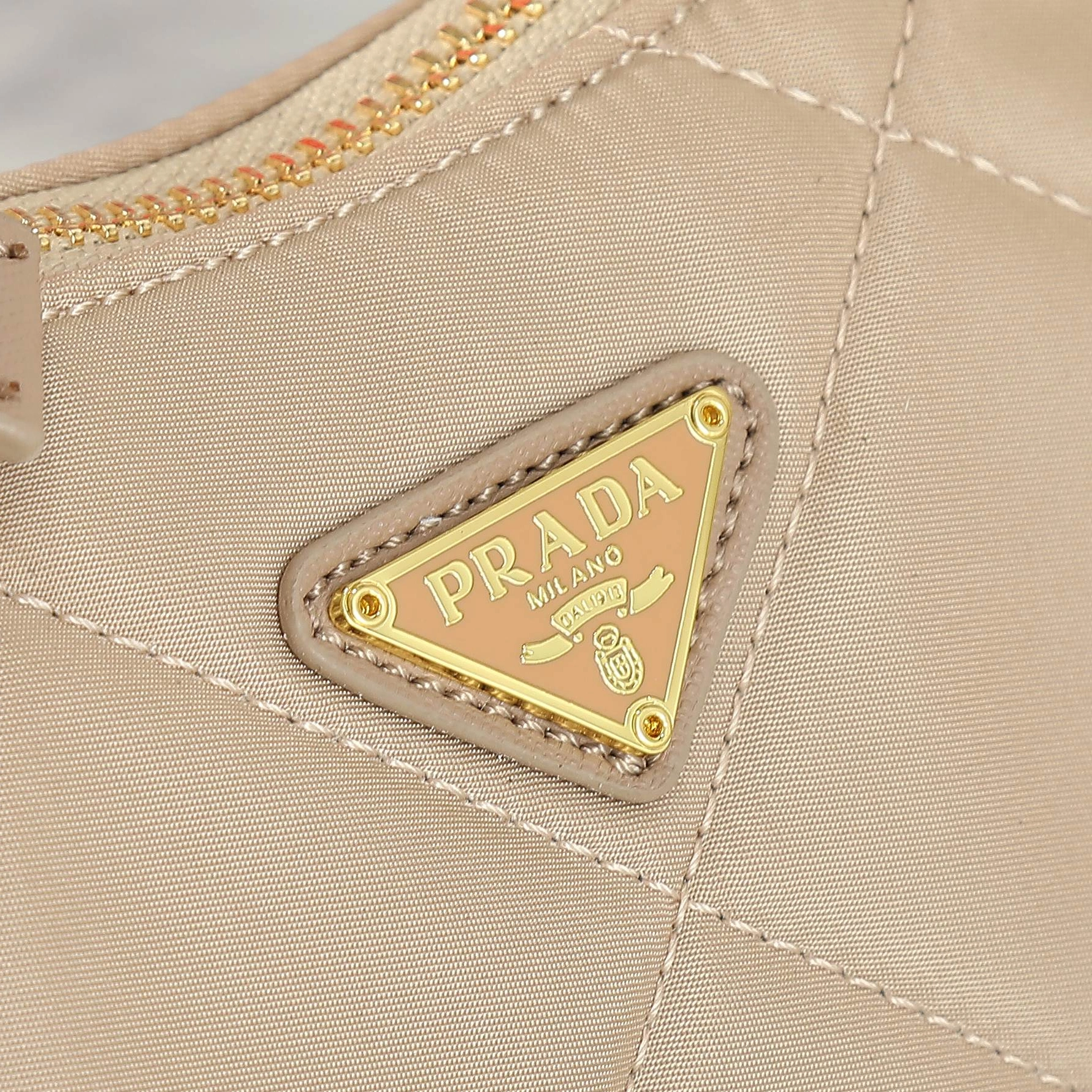 Lightweight 8602 Prada AAA Quality Shoulder Bags For Women