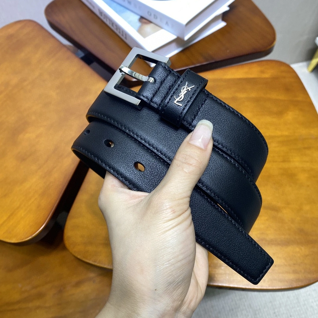 Lightweight 8637 Yves Saint Laurent AAA Belts