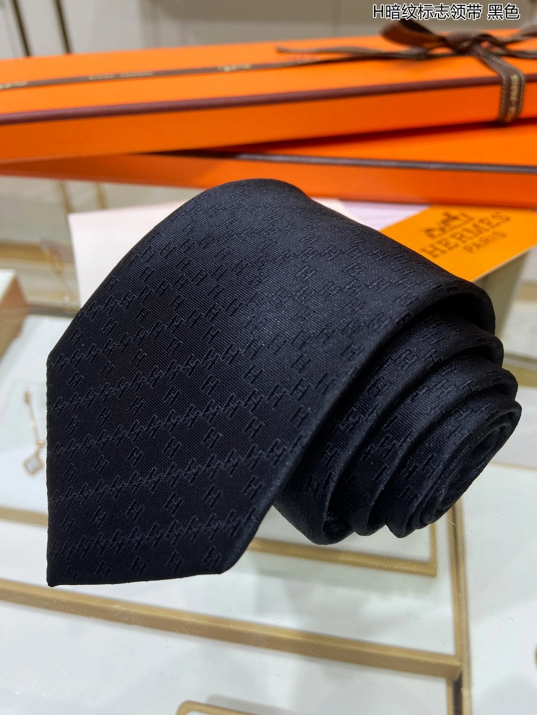 Lightweight 8673 Hermes Necktie For Men