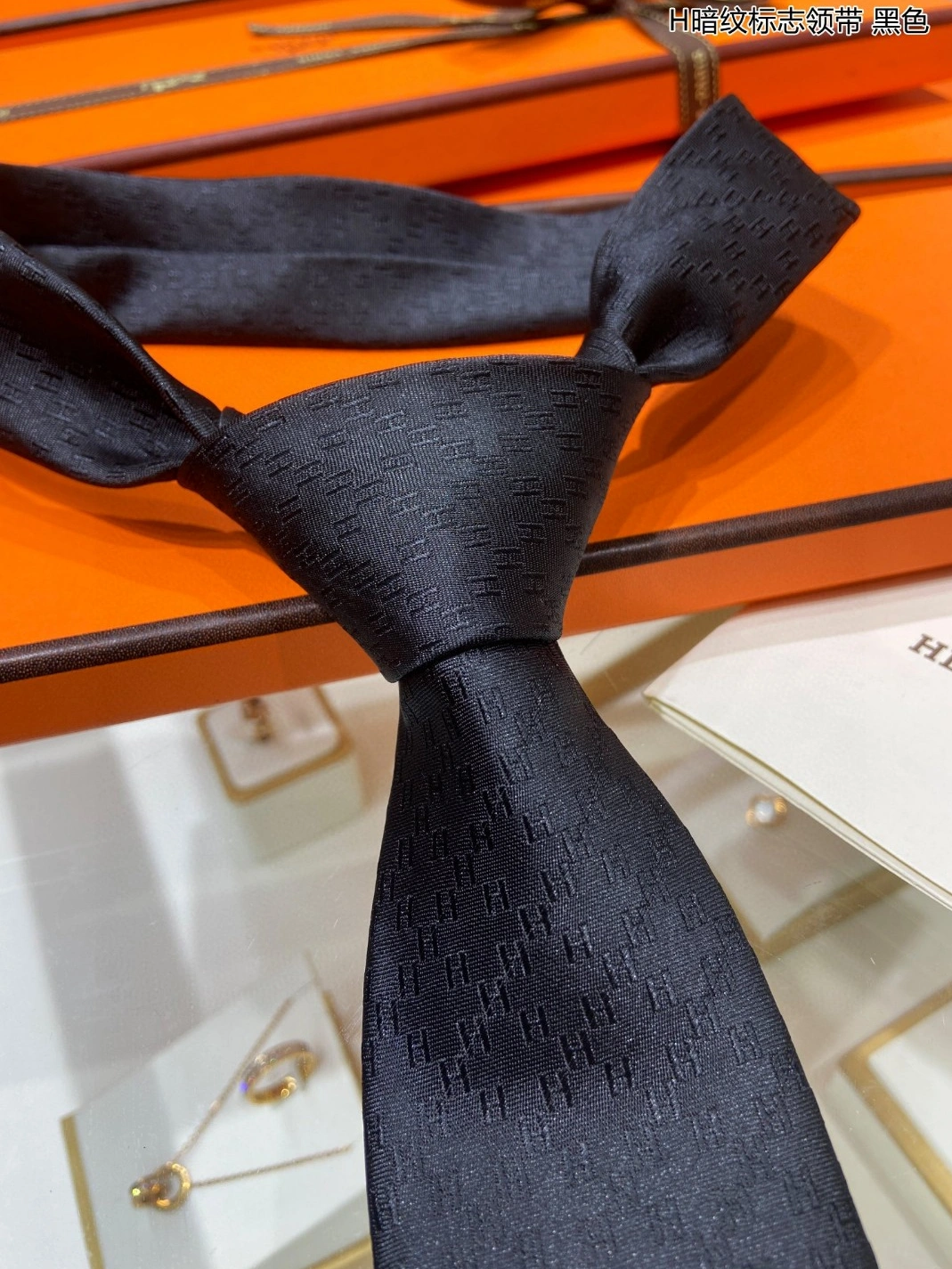 Lightweight 8673 Hermes Necktie For Men