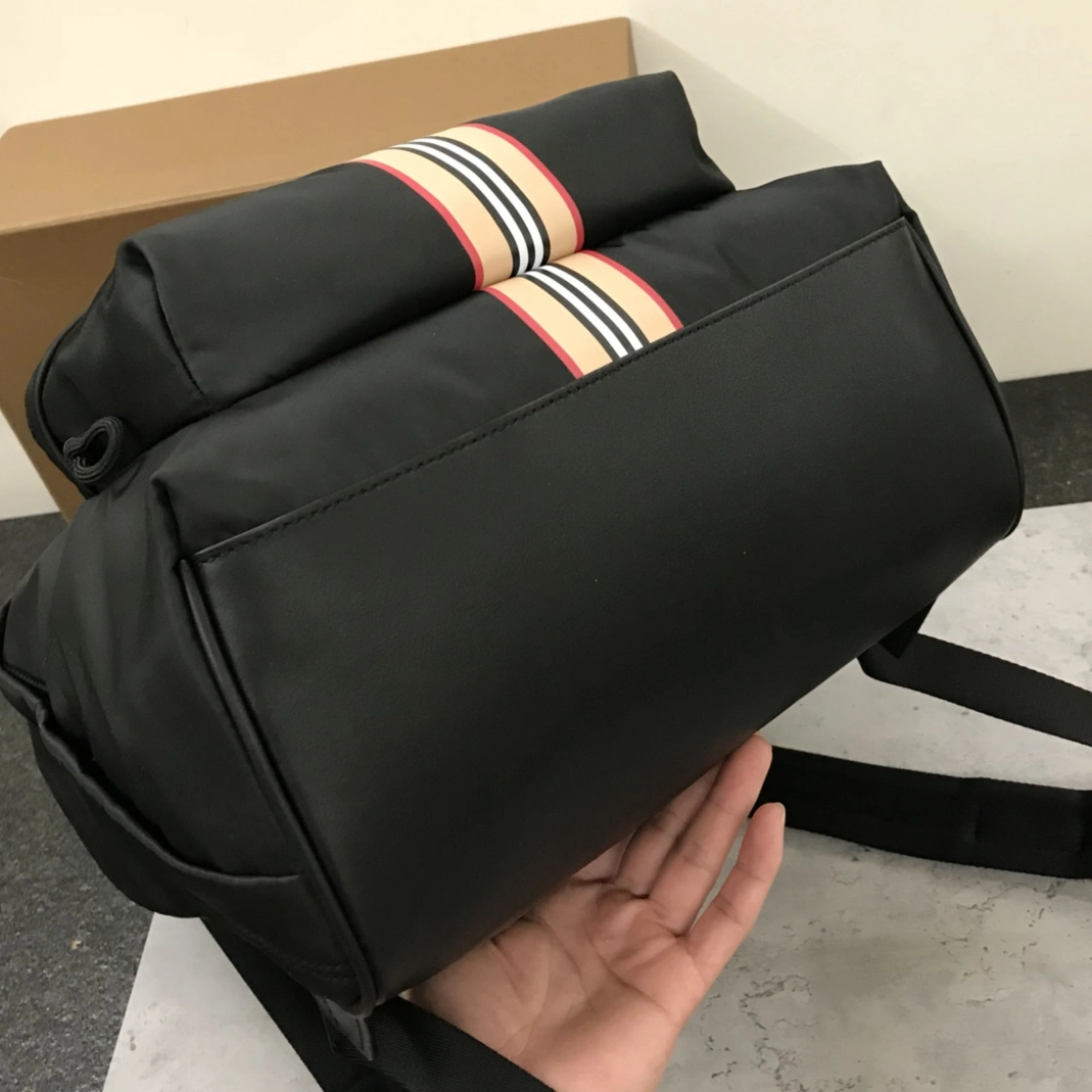 Lightweight 8694 Burberry AAA Man Backpacks