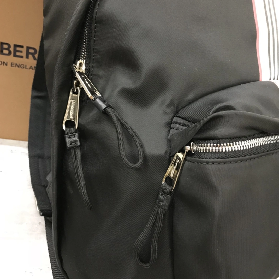 Lightweight 8694 Burberry AAA Man Backpacks
