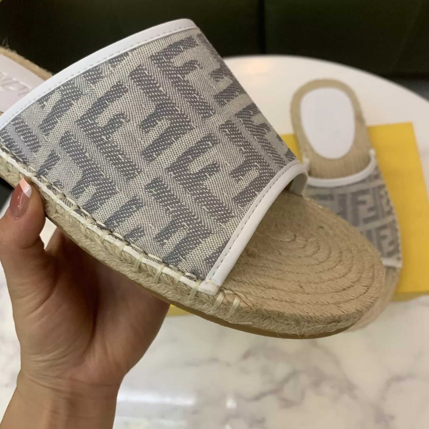 Lightweight 8951 Fendi Slippers For Men