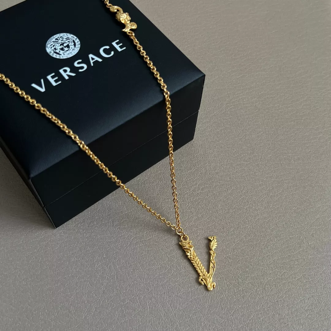 Lightweight 8999 Versace Necklaces