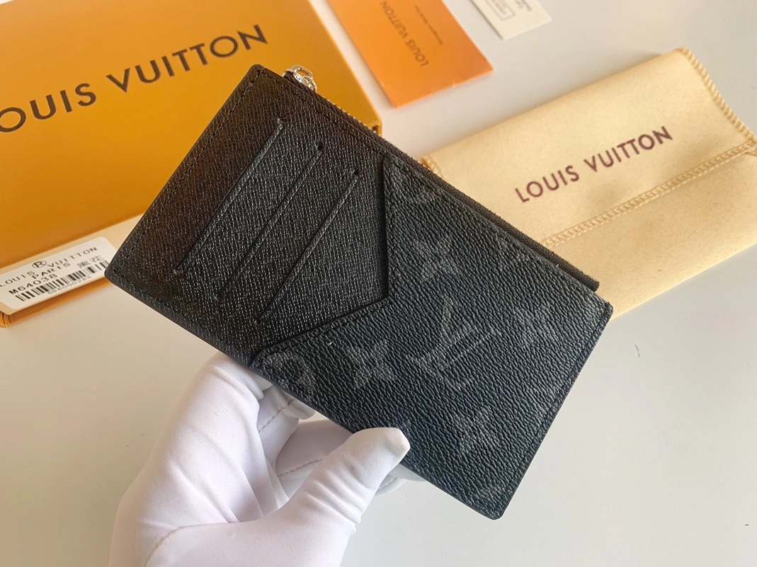 Lightweight 901 Louis Vuitton Card Case For Unisex