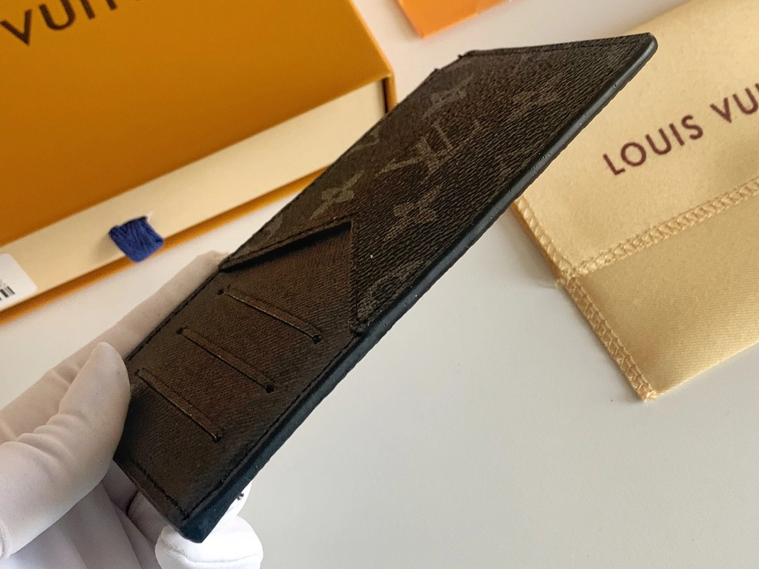 Lightweight 901 Louis Vuitton Card Case For Unisex