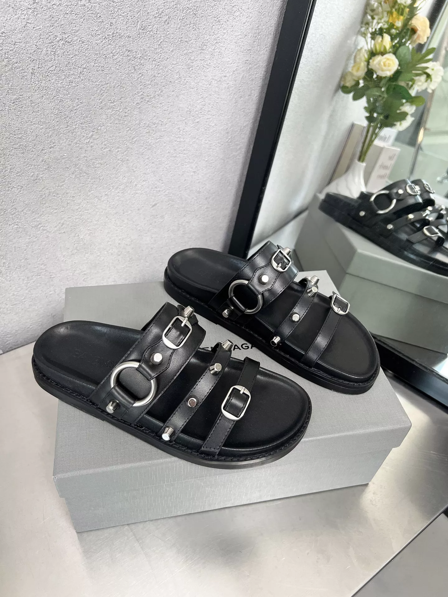 Lightweight 9073 Balenciaga Slippers For Women