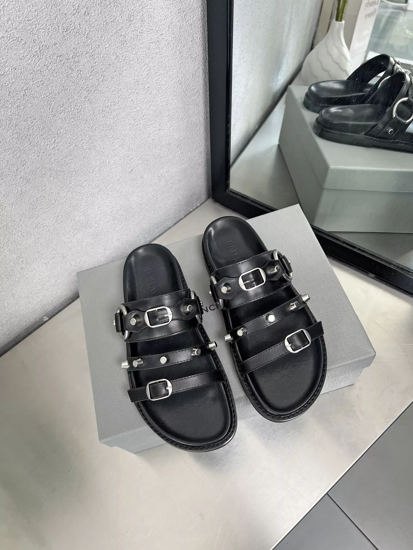 Lightweight 9073 Balenciaga Slippers For Women