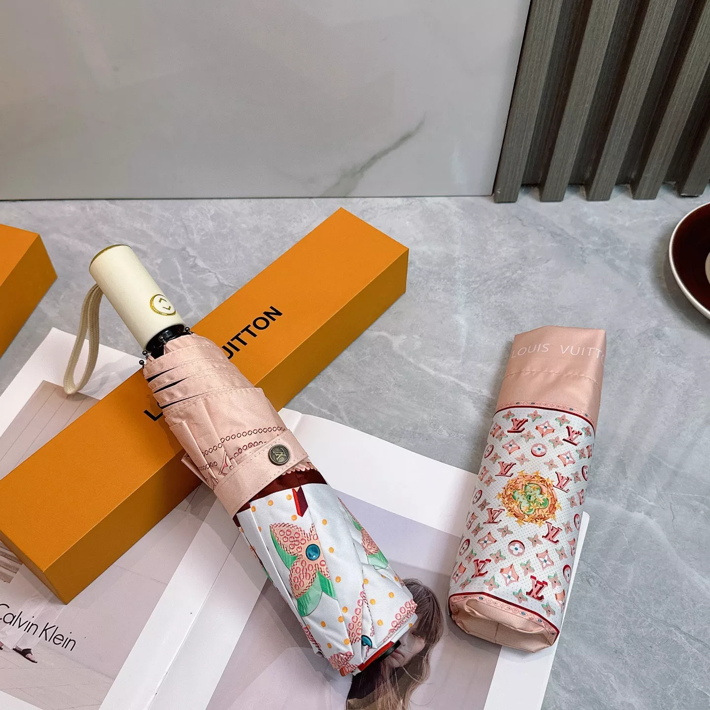 Lightweight 914 Louis Vuitton Umbrellas