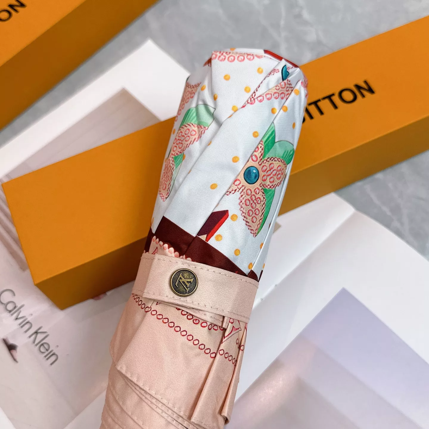 Lightweight 914 Louis Vuitton Umbrellas