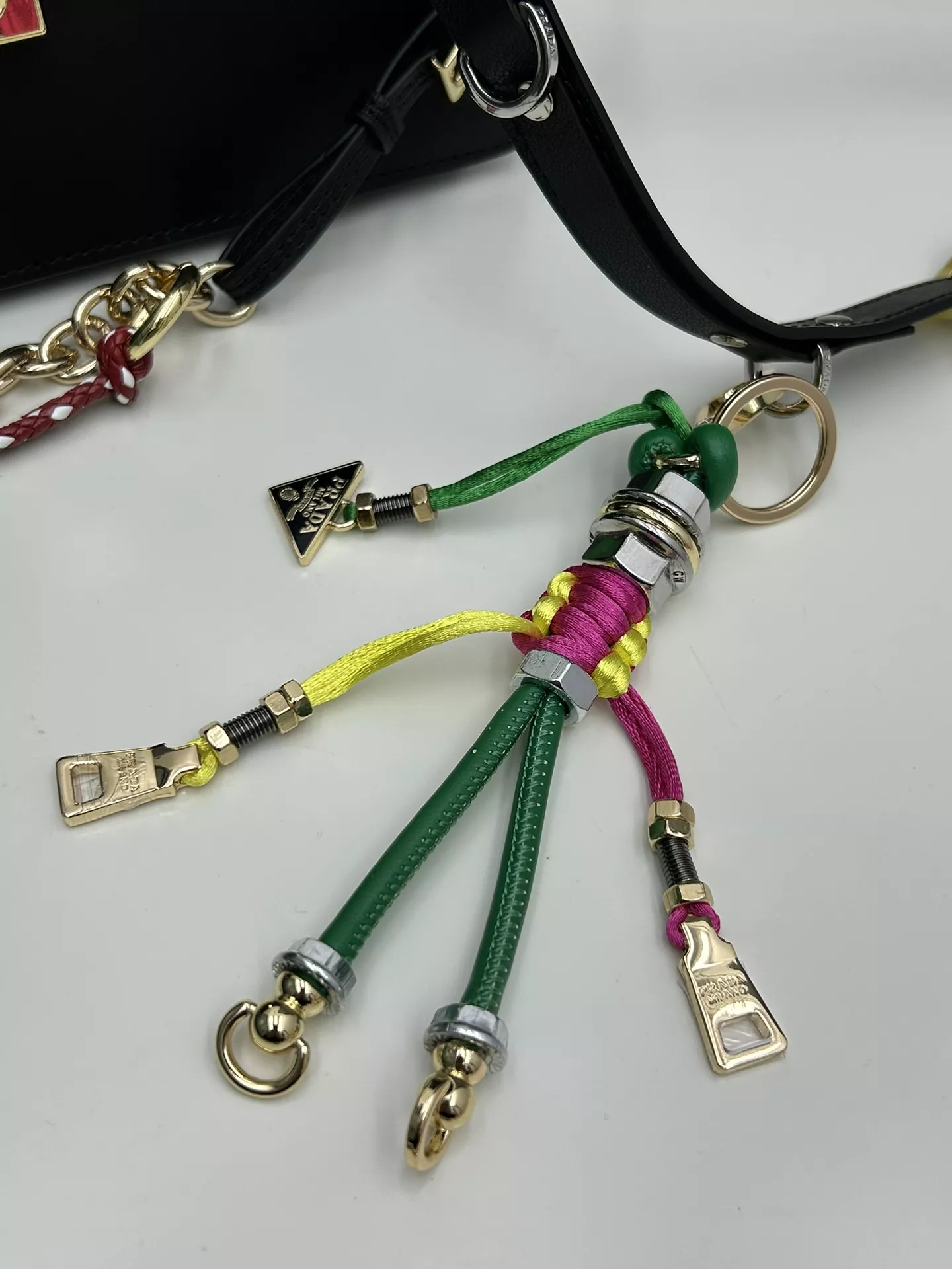 Lightweight 9164 Prada AAA Quality Shoulder Bags For Women