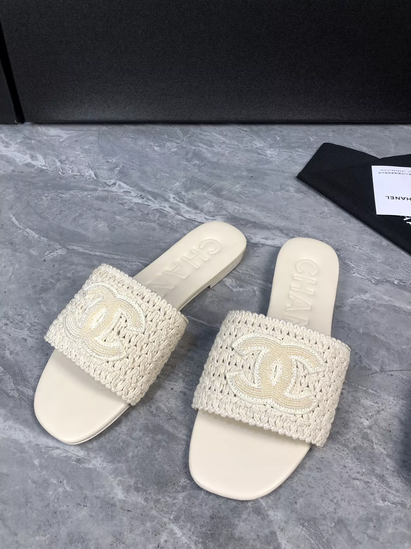 Lightweight 9174 Chanel Slippers For Women