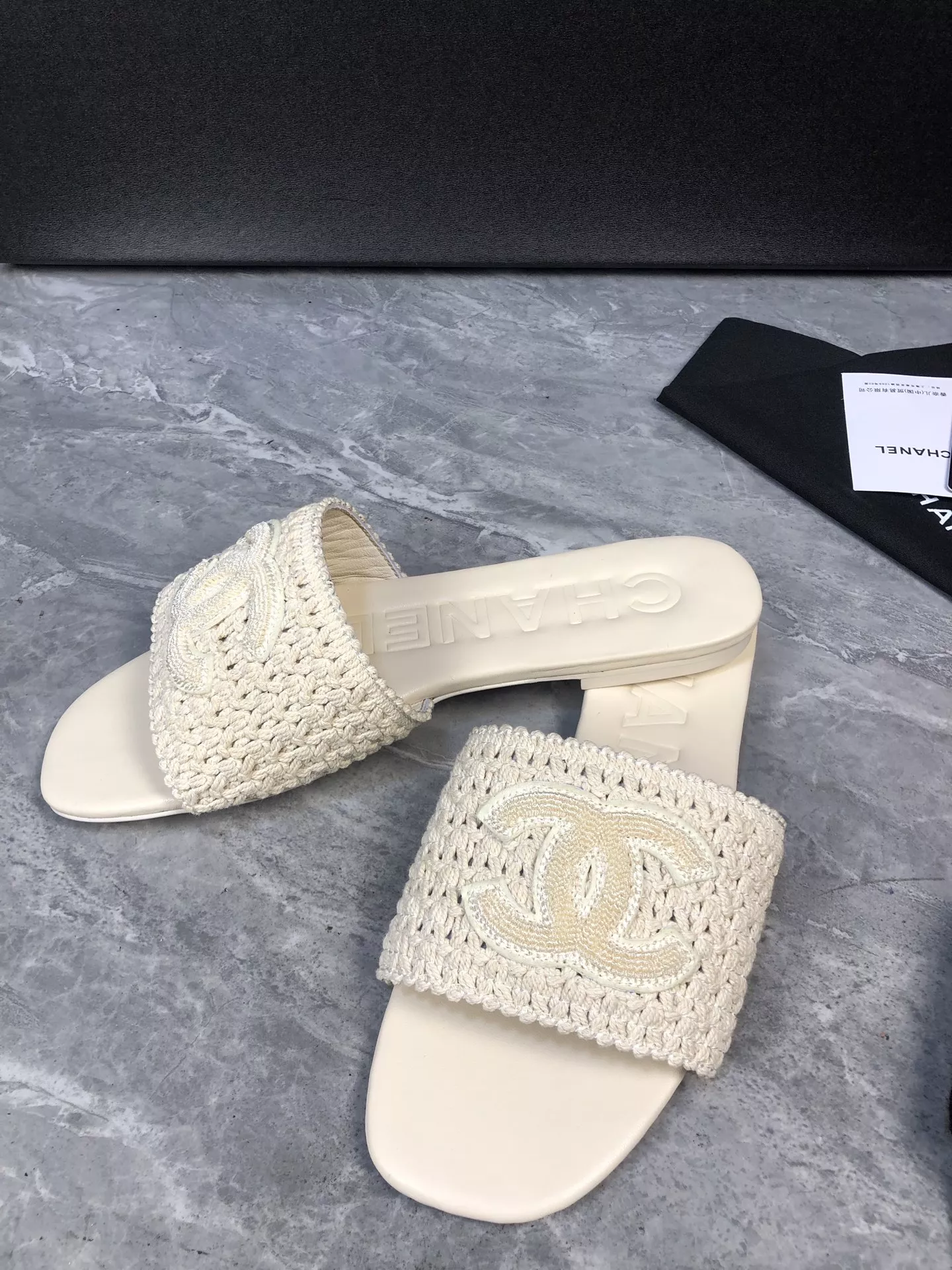 Lightweight 9174 Chanel Slippers For Women