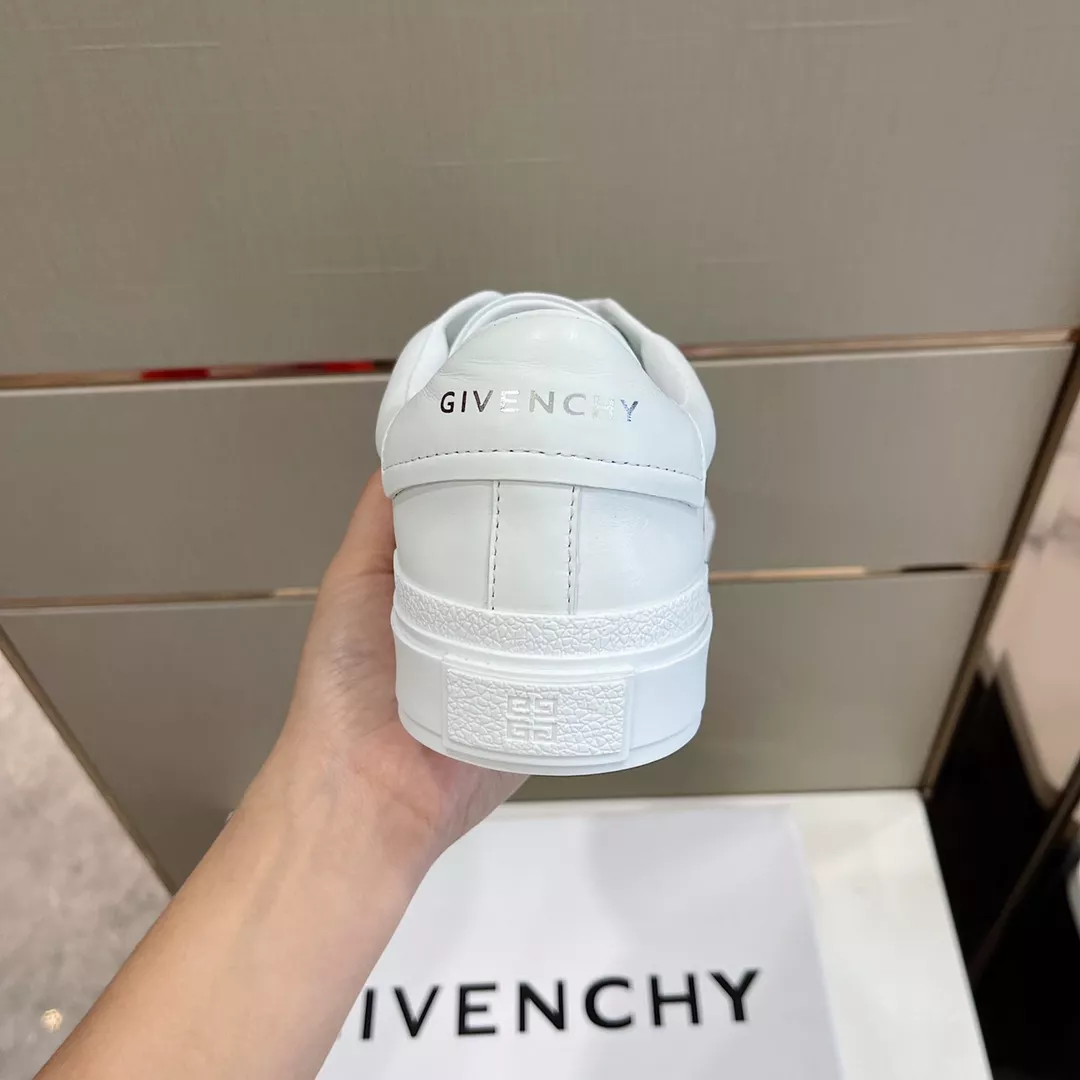 Lightweight 9230 Givenchy Casual Shoes For Men