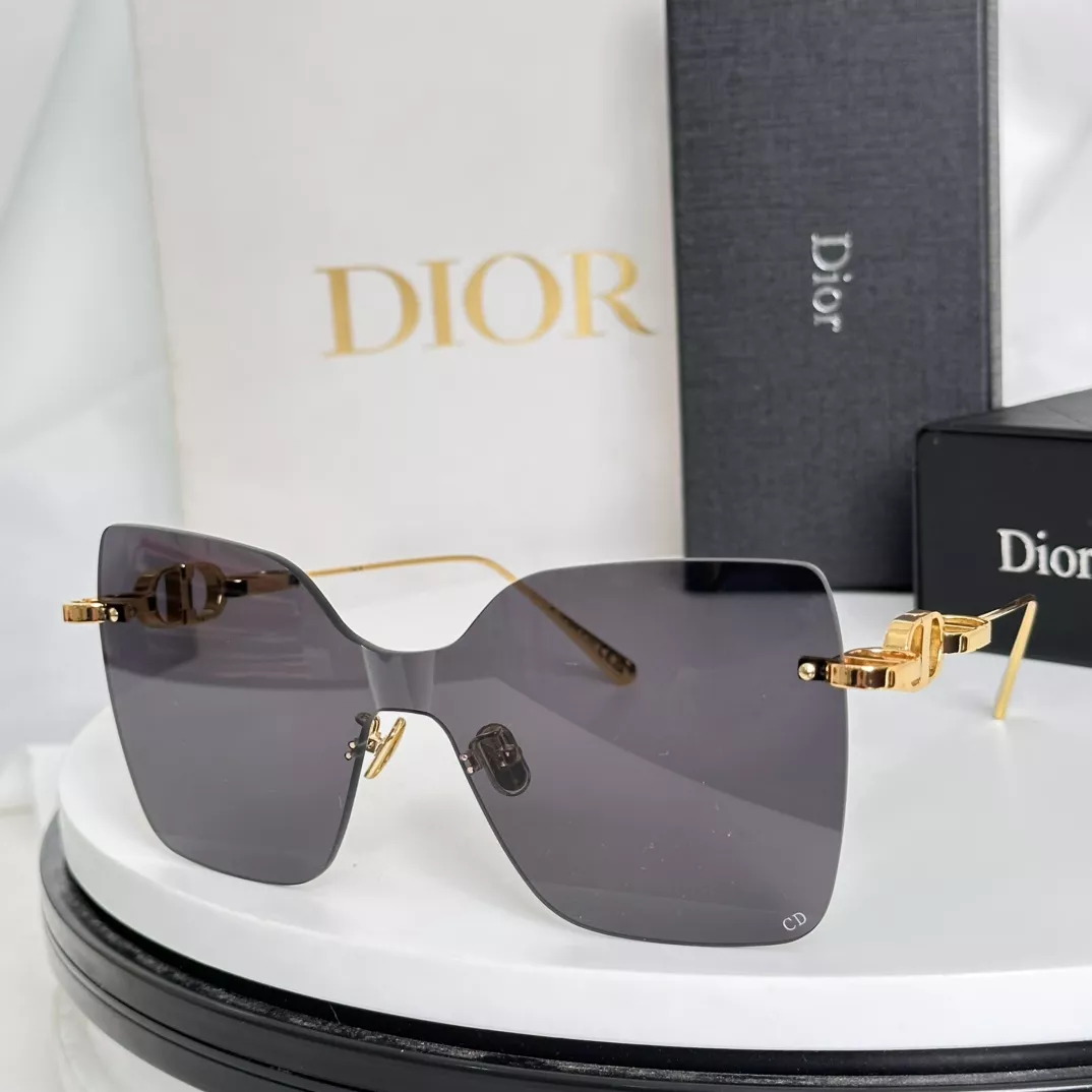 Lightweight 9373 Christian Dior AAA Quality Sunglasses