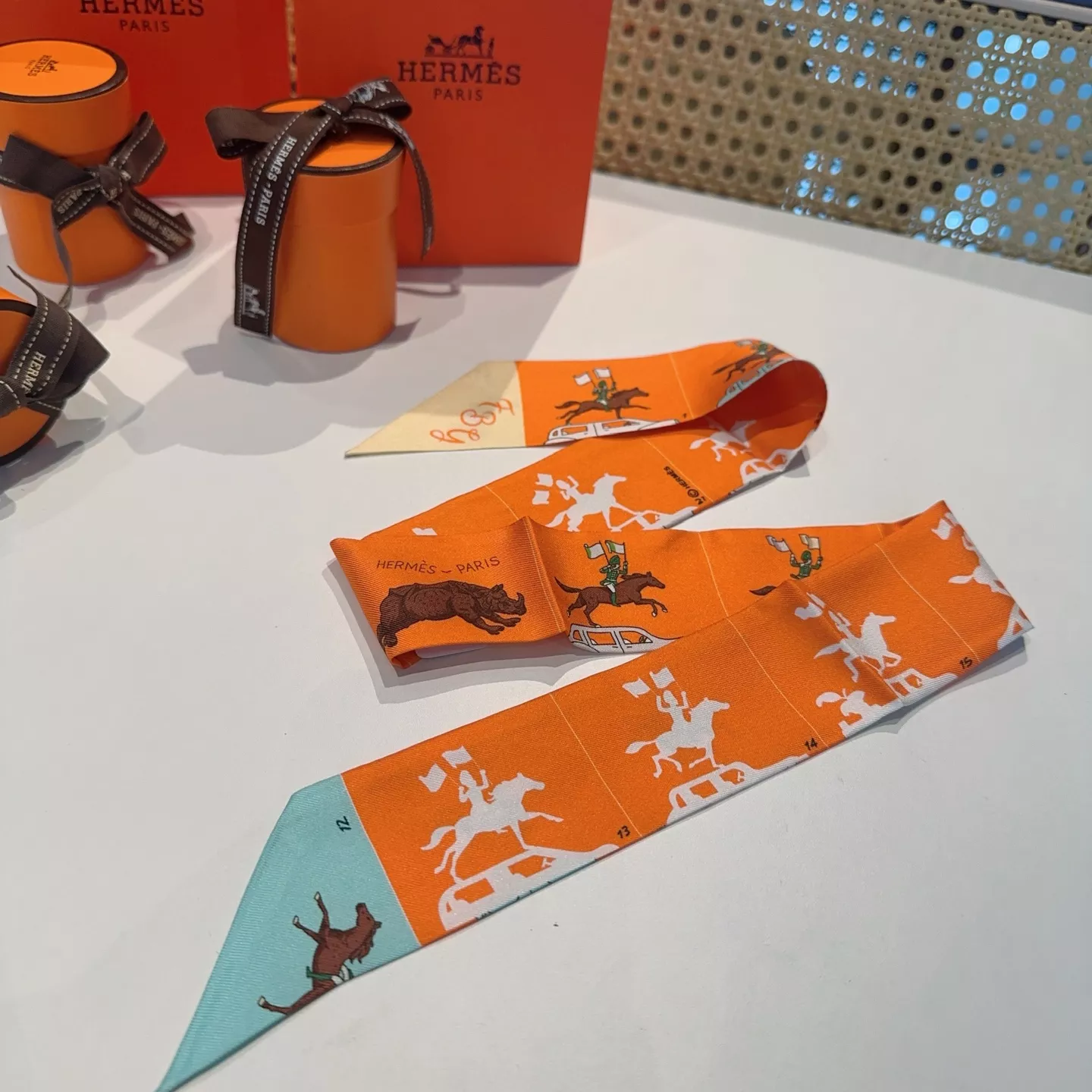 Lightweight 9379 Hermes Silk Scarf