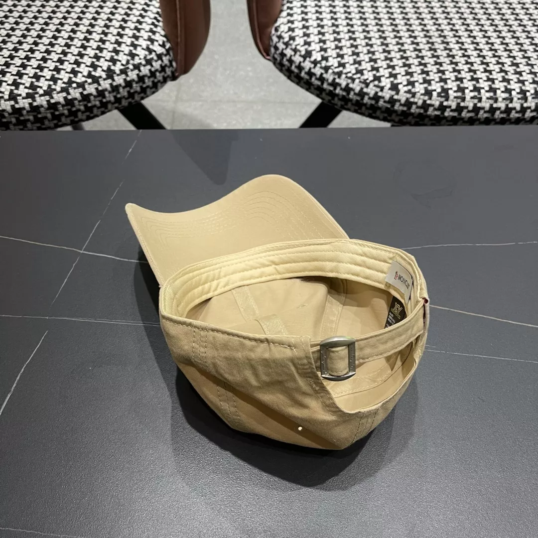 Lightweight 9912 Moncler Caps