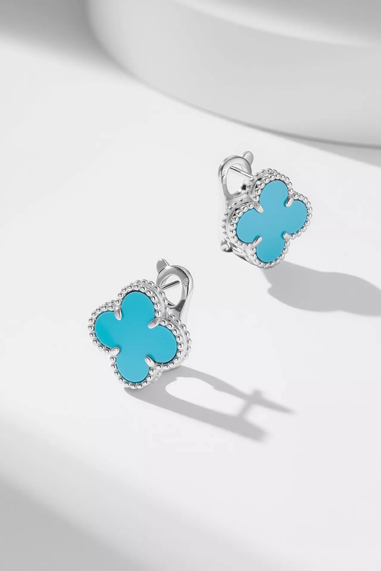 Lightweight 9941 Van Cleef & Arpels Earrings For Women