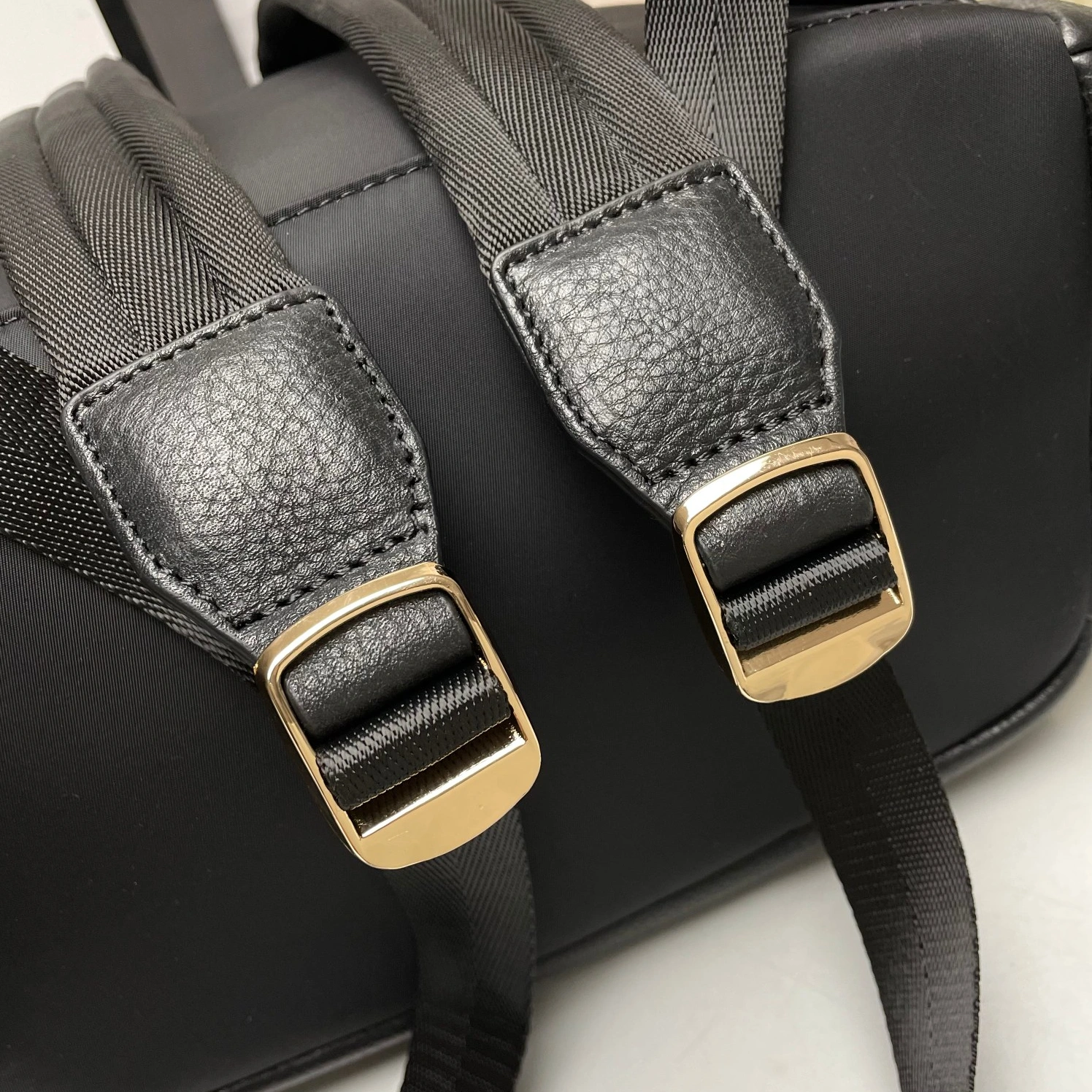 Lightweight 995 Gucci AAA Man Backpacks
